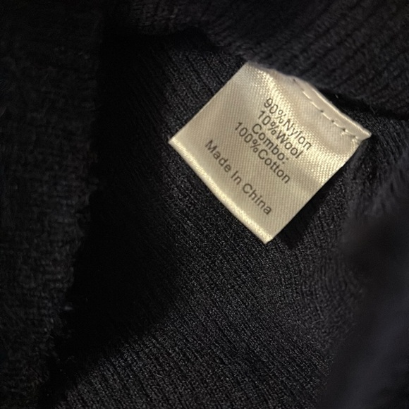 Tuckernuck Navy Rosemary Eyelet Knit Top (S) - Picture 4 of 7